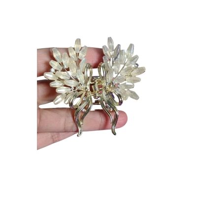 Anti tarnish premium quality Hair accessory (clature)